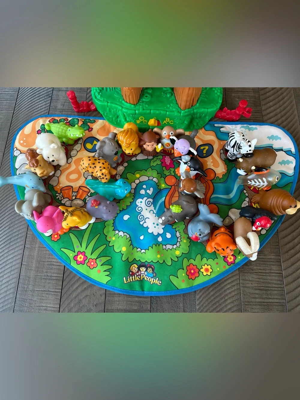 Fisher-Price Little People A To Z Learning Zoo Playset Treehouse Animal Figures
